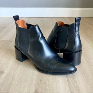 Everlane Black Leather Ankle Booties
